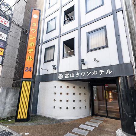 فندق توياما تاون Toyama Station المظهر الخارجي الصورة